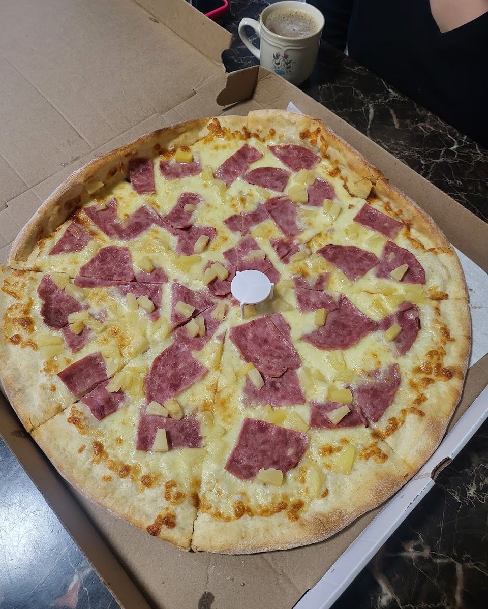 Hawaiian Pizza